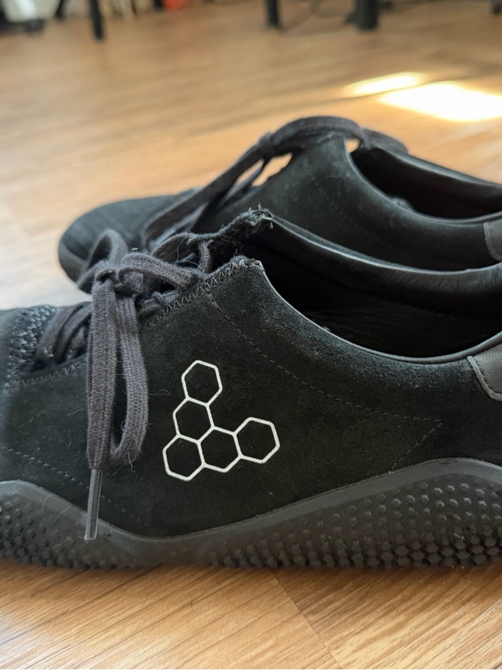 Vivo barefoot- Motus studio sneaker leather. - Picture 7 of 12